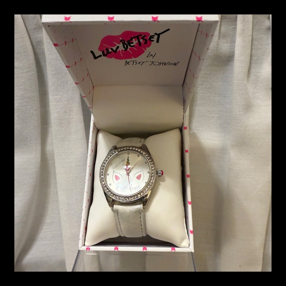 ❗️NEW❗️Betsey Johnson Unicorn Watch